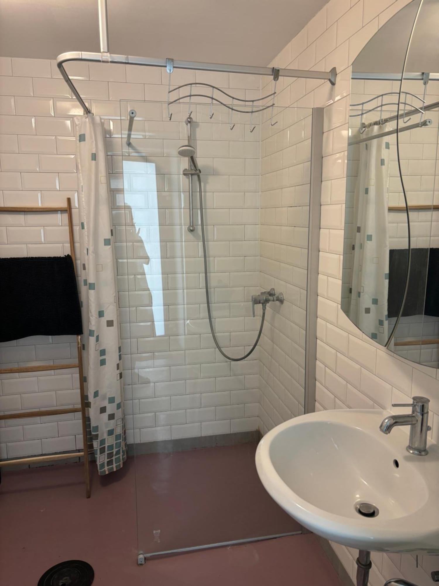 Zentrale Ruhige Ferienwohnung In Berlin Eksteriør billede